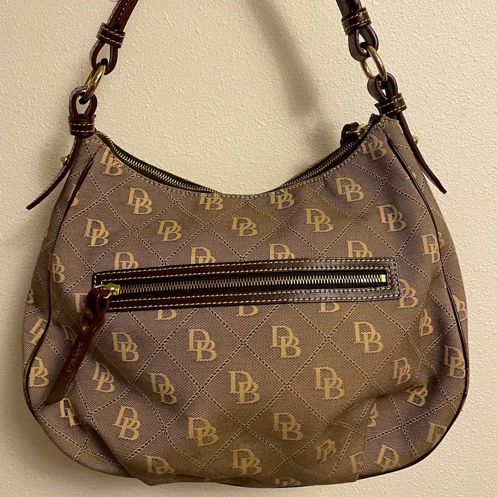 Dooney & Bourke tan canvas shoulder bag